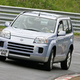 Illustration for article titled Nissan X-Trail Fuel Cell Jumps Nurburgring Shark